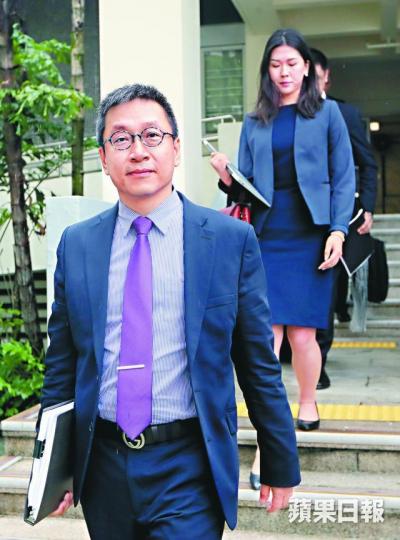 中科興業董事潘焯鴻昨出席調查委員會初步聆訊。夏家朗攝 中科興業董事潘焯鴻昨出席調查委員會初步聆訊。夏家朗攝