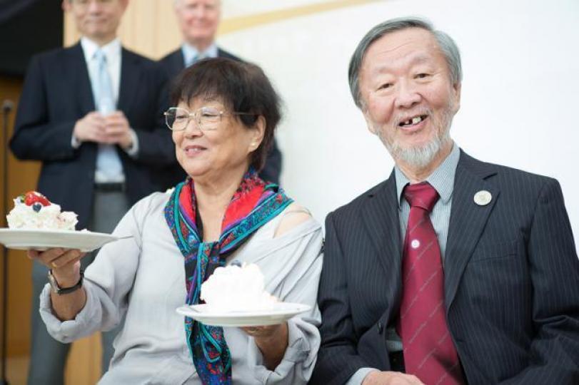 黃美芸十多年來盡心盡力照顧及陪伴高錕走完人生最後一段路,周保松表示十分敬重。周保松 黃美芸十多年來盡心盡力照顧及陪伴高錕走完人生最後一段路,周保松表示十分敬重。周保松