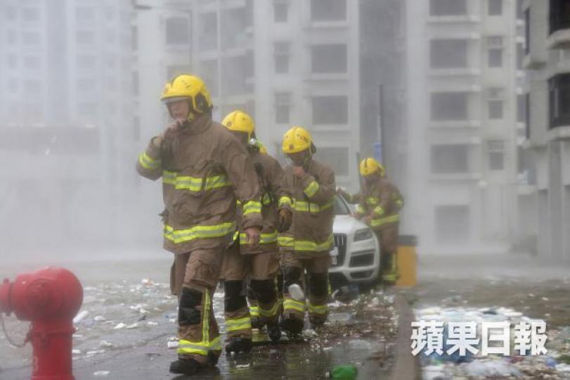 山竹襲港的教訓是,即使一早張揚風力驚人,依然有人心存僥倖,以為可以倖免於難。 資料圖片 山竹襲港的教訓是,即使一早張揚風力驚人,依然有人心存僥倖,以為可以倖免於難。 資料圖片