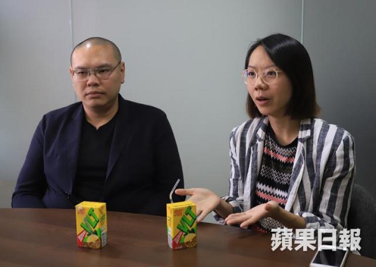 Sandy Choi(右)指大陸人不介意被Hard sell產品,不似港人般抗拒。譚德潤攝 Sandy Choi(右)指大陸人不介意被Hard sell產品,不似港人般抗拒。譚德潤攝