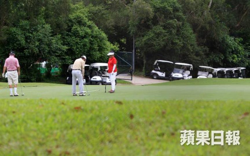 政府每年少收3億幾租金,補貼富豪打Golf,呢啲唔係特權,真係唔知叫咩。 資料圖片 政府每年少收3億幾租金,補貼富豪打Golf,呢啲唔係特權,真係唔知叫咩。 資料圖片