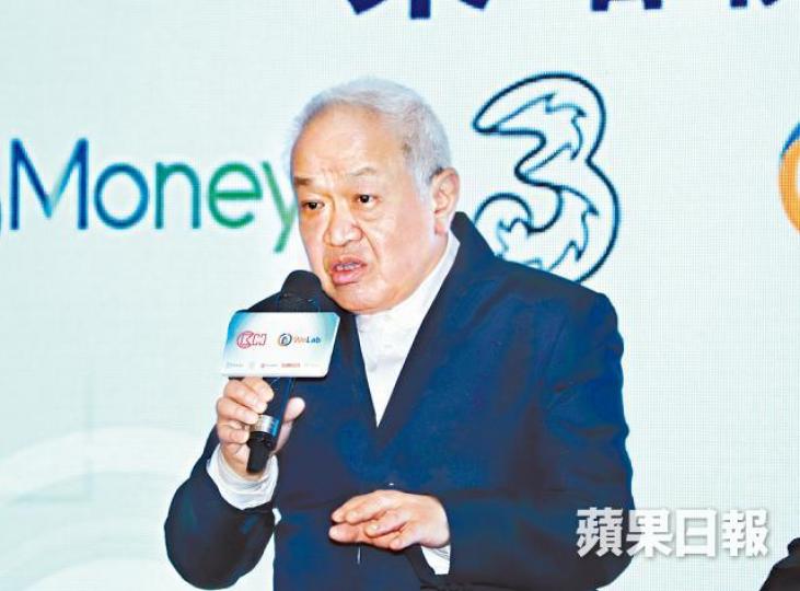 霍建寧喺李澤鉅掌權嘅年代,角色似乎有啲轉變。譚德潤攝 霍建寧喺李澤鉅掌權嘅年代,角色似乎有啲轉變。譚德潤攝