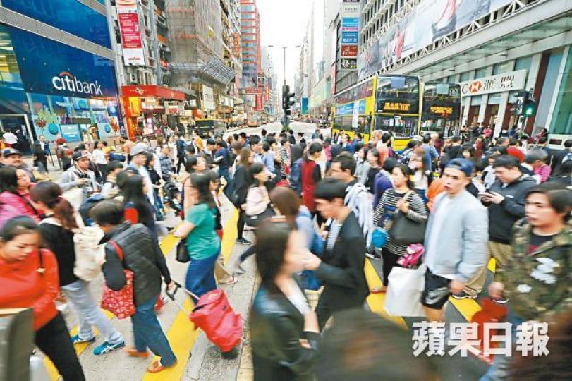 政府將公佈取消強積金對沖方案,料最快2022年取消。資料圖片 政府將公佈取消強積金對沖方案,料最快2022年取消。資料圖片