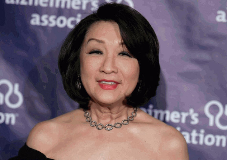 宗毓華有示威者在聯邦最高法院外示威,反對卡瓦納出任最高法院大法官。路透社 宗毓華有示威者在聯邦最高法院外示威,反對卡瓦納出任最高法院大法官。路透社