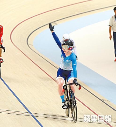 「牛下女車神」李慧詩在今年雅加達亞運中屢創佳績。2018年「十大傑出青年」結果昨日出爐。何頴賢攝李慧詩憶述與亡師普林俊(右)經歷無數珍貴時刻。資料圖片 「牛下女車神」李慧詩在今年雅加達亞運中屢創佳績。2018年「十大傑出青年」結果昨日出爐。何頴賢攝李慧詩憶述與亡師普林俊(右)經歷無數珍貴時刻。資料圖片