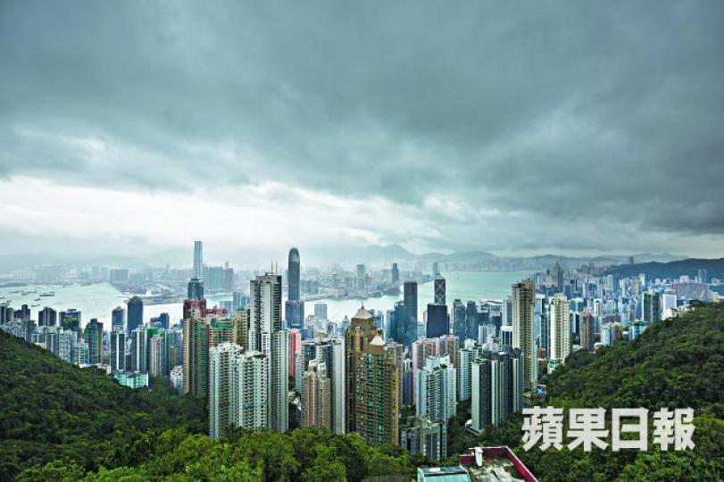 二手樓陰霾滿佈,近期業主紛劈價沽貨,更現蝕讓成交。資料圖片 二手樓陰霾滿佈,近期業主紛劈價沽貨,更現蝕讓成交。資料圖片