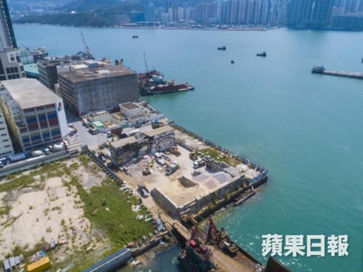 油塘海旁地段第2、3及4號,地盤面積約37,500方呎。 油塘海旁地段第2、3及4號,地盤面積約37,500方呎。
