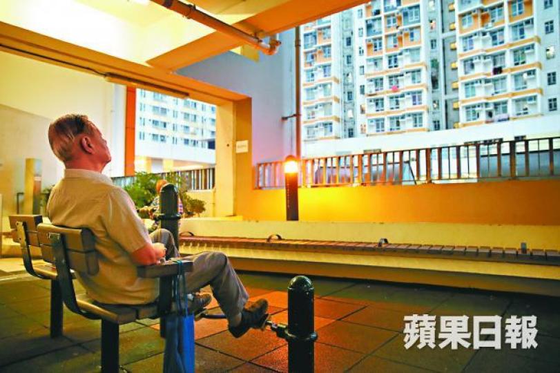 政府將支持團體發展非牟利長者住屋,紓緩住屋需求。 政府將支持團體發展非牟利長者住屋,紓緩住屋需求。