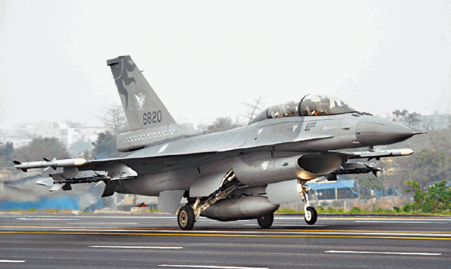 台灣空軍F16戰機 台灣空軍F16戰機