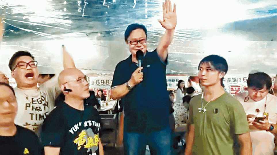 黃毓民昨與支持者舉行BBQ活動後,宣佈不會參加九西補選。互聯網 黃毓民昨與支持者舉行BBQ活動後,宣佈不會參加九西補選。互聯網