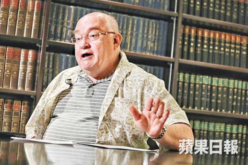 戴啟思形容政府處理馬凱簽證做法「不尋常和不公平」。許頌明攝 戴啟思形容政府處理馬凱簽證做法「不尋常和不公平」。許頌明攝