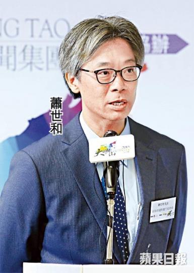 昨日google搜尋器仍出現《信報》網站有關「港傳媒勿成干擾內地政治基地」報道。點擊進入網站已換成「冀港傳媒推動香港融入內地發展」。 昨日google搜尋器仍出現《信報》網站有關「港傳媒勿成干擾內地政治基地」報道。點擊進入網站已換成「冀港傳媒推動香港融入內地發展」。