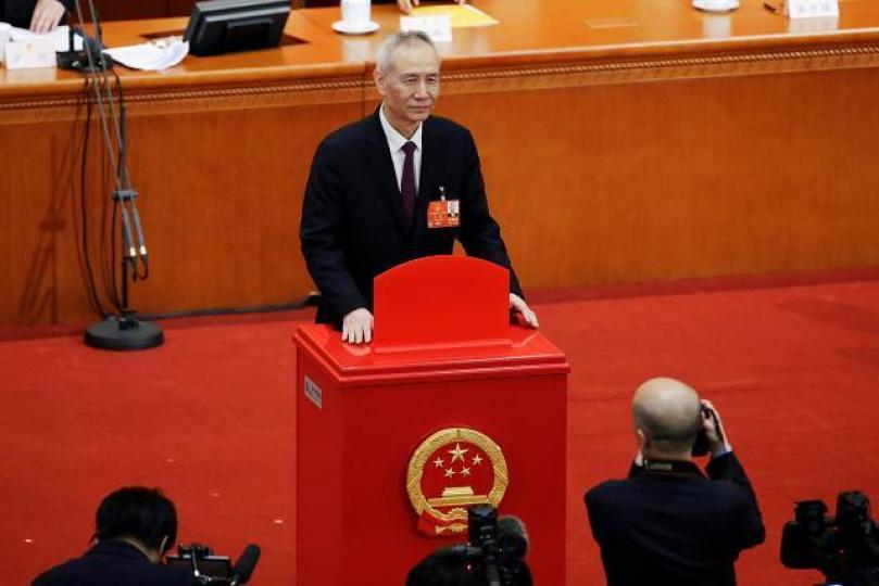 國務院副總理劉鶴重申,中國不存在國進民退的問題。 資料圖片 國務院副總理劉鶴重申,中國不存在國進民退的問題。 資料圖片