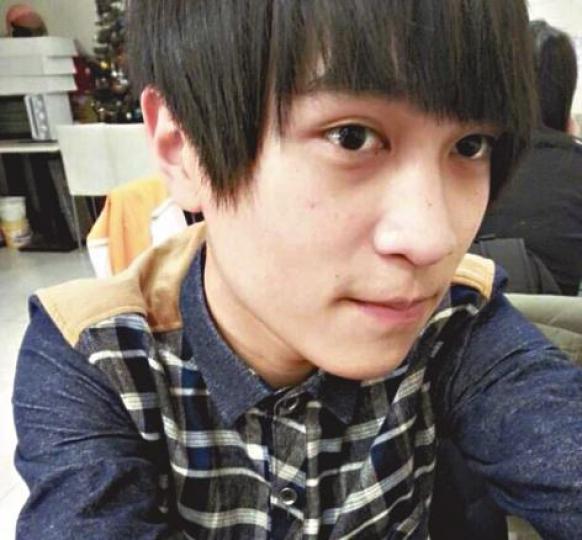死者邱歆粵平時熱愛打扮,意外中遭削臉。 死者邱歆粵平時熱愛打扮,意外中遭削臉。