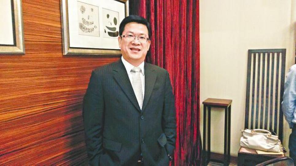 衍生主席彭少衍話季昌群好少插手公司事務。 衍生主席彭少衍話季昌群好少插手公司事務。
