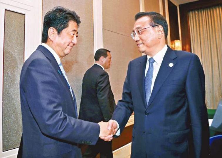 安倍此行將會見總理李克強。資料圖片 安倍此行將會見總理李克強。資料圖片