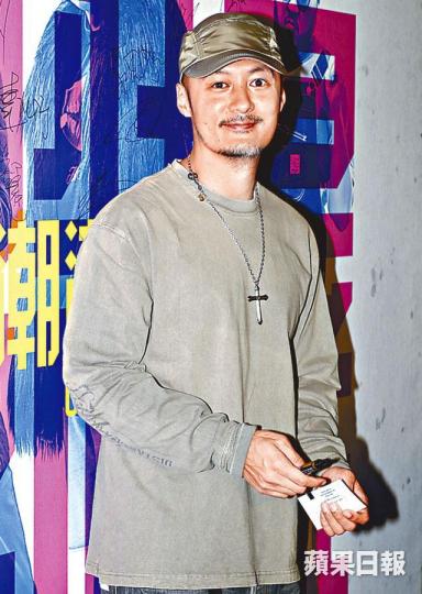 余文樂坦言沒有興趣與囝囝拍親子真人騷。剛自爆成為人妻的胡琳前晚表示,未習慣被稱呼做潘太。 余文樂坦言沒有興趣與囝囝拍親子真人騷。剛自爆成為人妻的胡琳前晚表示,未習慣被稱呼做潘太。