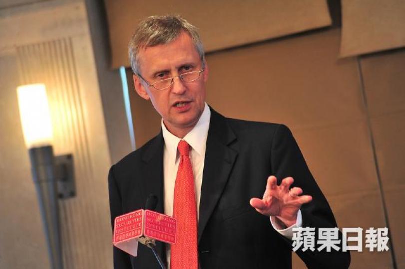 香港證監會前行政總裁韋奕禮 香港證監會前行政總裁韋奕禮