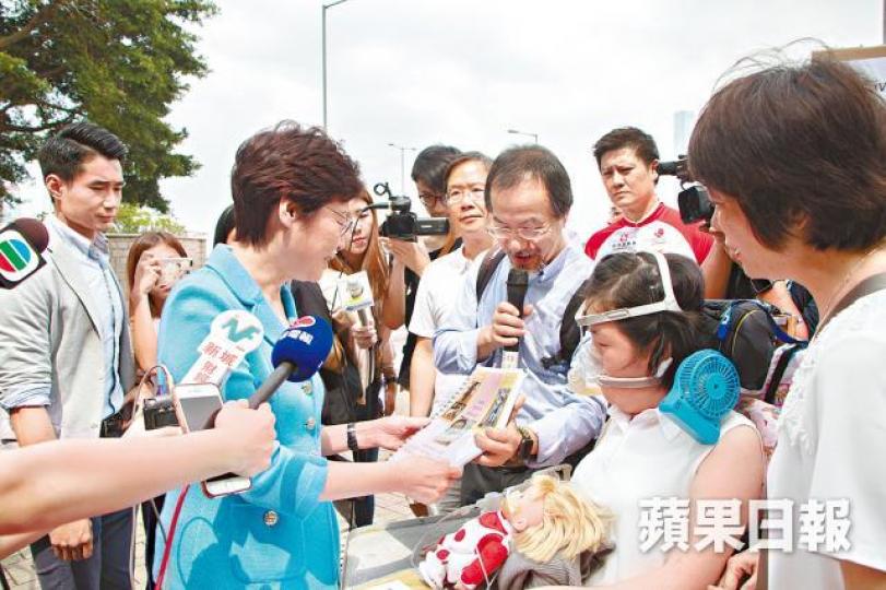 周佩珊去年向林鄭爭取引入新藥。資料圖片
周佩珊去年向林鄭爭取引入新藥。資料圖片