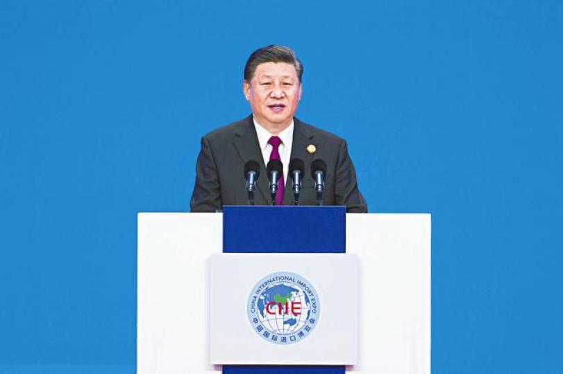 習近平在進博會開幕式發表演講,聲言中國開放大門將越開越大。 習近平在進博會開幕式發表演講,聲言中國開放大門將越開越大。
