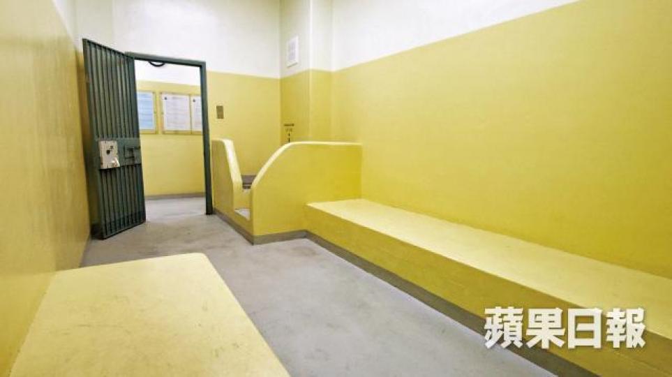 羈留室內將加設防撞軟墊。 羈留室內將加設防撞軟墊。