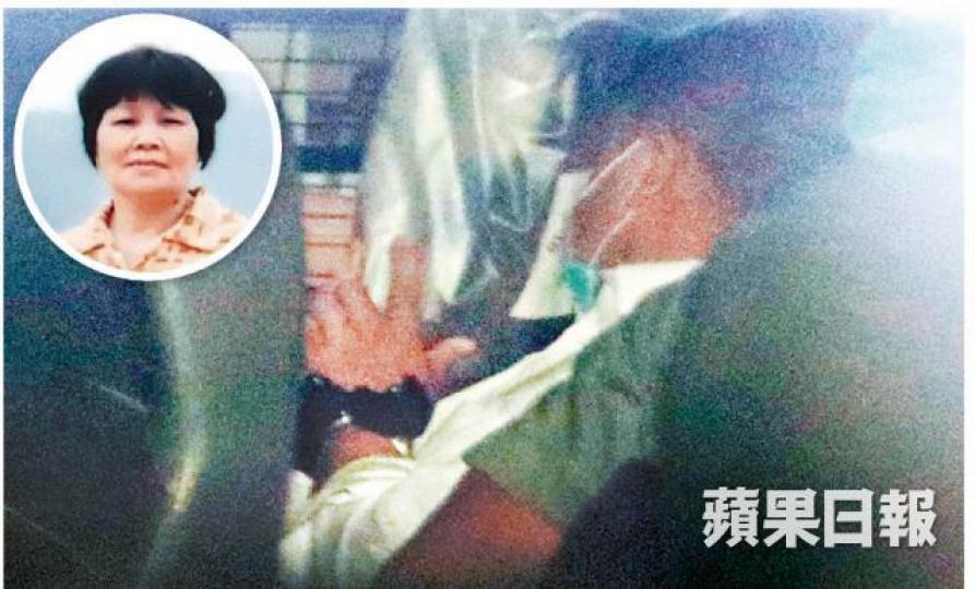 切肉員顏永周涉殺死前妻阿姨陳秀華(圖圓),陪審團昨以5比2裁其謀殺罪成。資料圖片警員曾赴涉事單位調查。 切肉員顏永周涉殺死前妻阿姨陳秀華(圖圓),陪審團昨以5比2裁其謀殺罪成。資料圖片警員曾赴涉事單位調查。