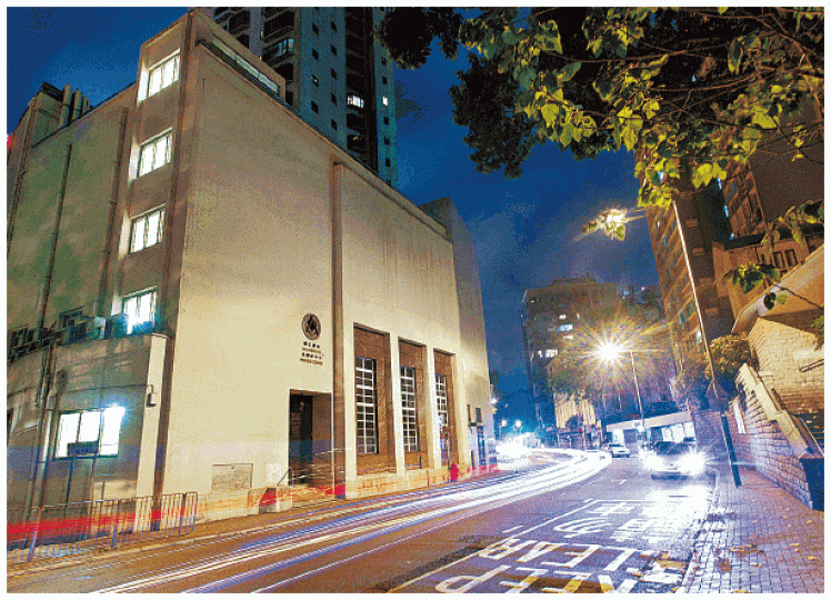 共濟會香港總部位於半山堅尼地道,毫不起眼。 共濟會香港總部位於半山堅尼地道,毫不起眼。