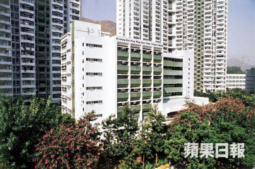 屯門保良局方王錦全小學一名11歲男學童確診腸病毒71型感染及腦脊髓炎,現留醫屯門醫院兒童深切治療部。 屯門保良局方王錦全小學一名11歲男學童確診腸病毒71型感染及腦脊髓炎,現留醫屯門醫院兒童深切治療部。