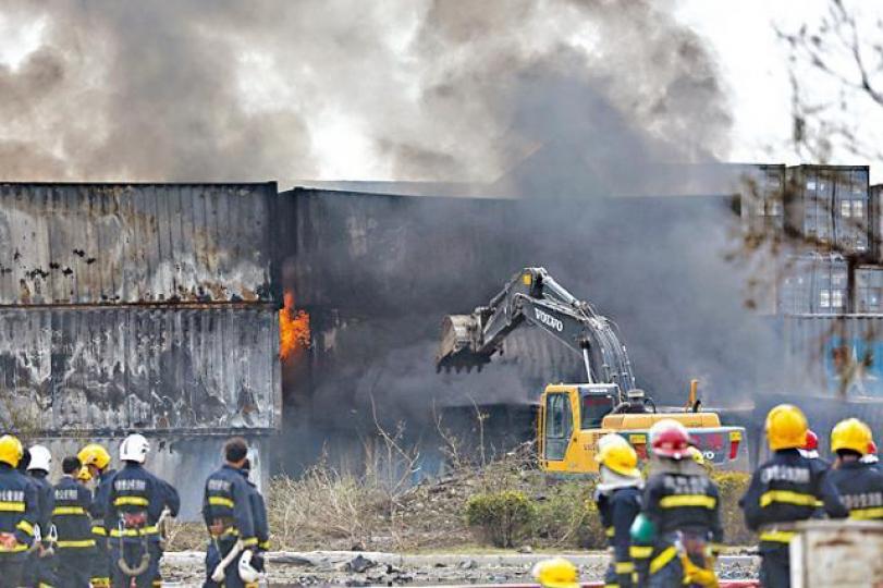 2015年8月12日天津濱海新區危險品倉庫大爆炸造成污染。 2015年8月12日天津濱海新區危險品倉庫大爆炸造成污染。