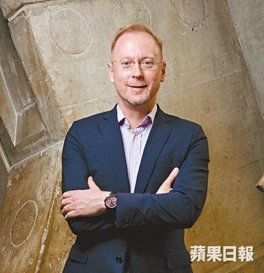 大館總監簡寧天突稱為講座重新提供場地。 大館總監簡寧天突稱為講座重新提供場地。