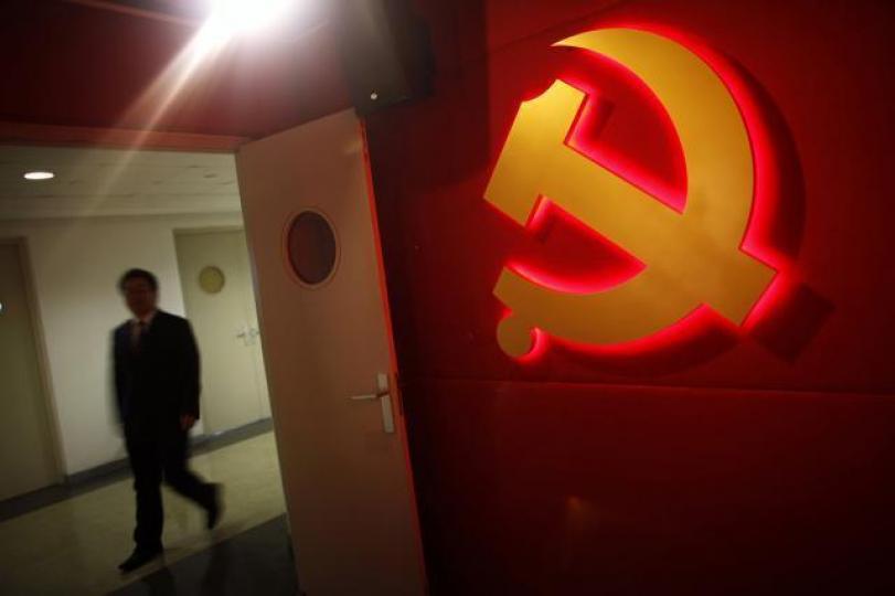 內地企業只要有員工是共產黨員,就可以有黨委組織。 內地企業只要有員工是共產黨員,就可以有黨委組織。