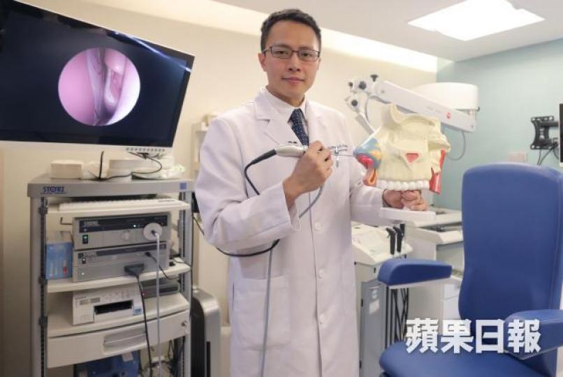 鍾耀基醫生表示,耳鼻喉科會用內窺鏡等專業儀器,檢查有否異物入鼻或入耳等狀況。夏家朗攝 鍾耀基醫生表示,耳鼻喉科會用內窺鏡等專業儀器,檢查有否異物入鼻或入耳等狀況。夏家朗攝
