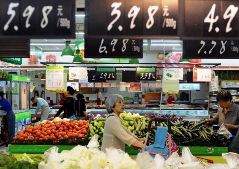 內地10月零售銷售增速意外降至近半年低位。資料圖片 內地10月零售銷售增速意外降至近半年低位。資料圖片