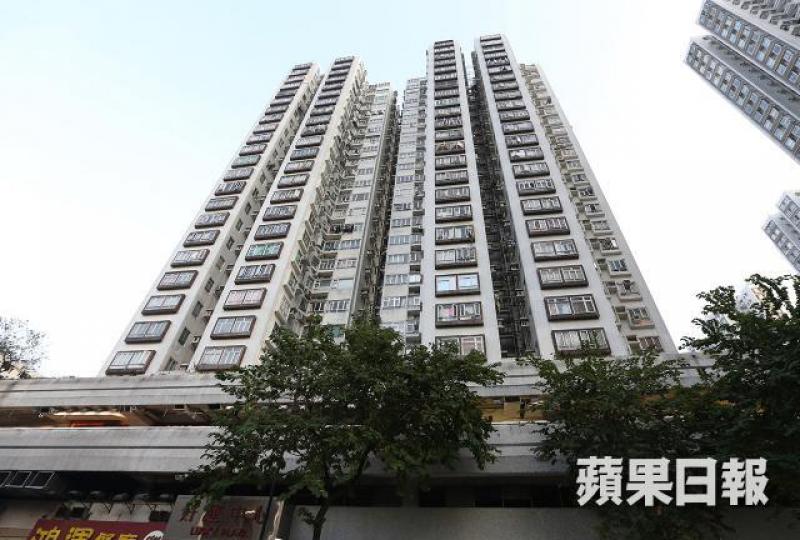 好運中心柏林閣頂層H室剛以467萬元成交。資料圖片 好運中心柏林閣頂層H室剛以467萬元成交。資料圖片