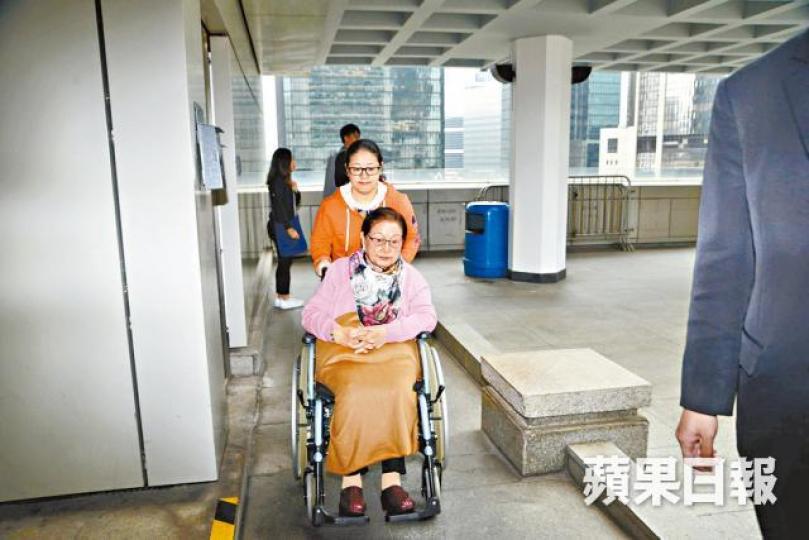 滙豐信託前董事總經理指多次邀約羅老太在沒有律師陪同下單獨會面,惟不得要領。譚德潤攝 滙豐信託前董事總經理指多次邀約羅老太在沒有律師陪同下單獨會面,惟不得要領。譚德潤攝