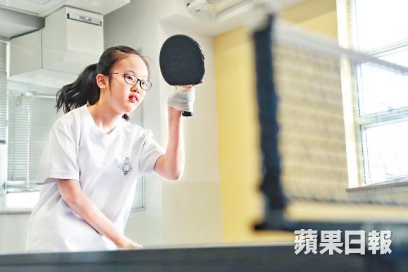 Joelle揮拍力道十足。 Joelle揮拍力道十足。