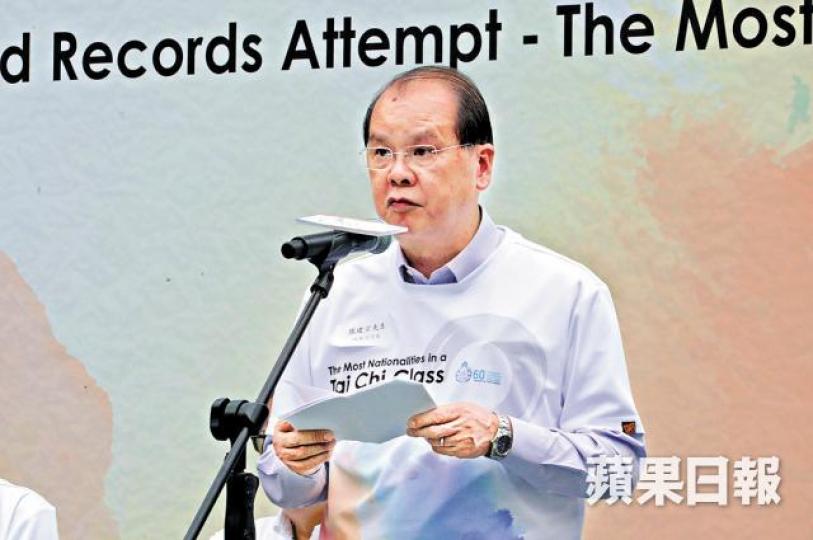 張建宗昨出席活動時表示,23條立法議題屬高度爭議。 張建宗昨出席活動時表示,23條立法議題屬高度爭議。