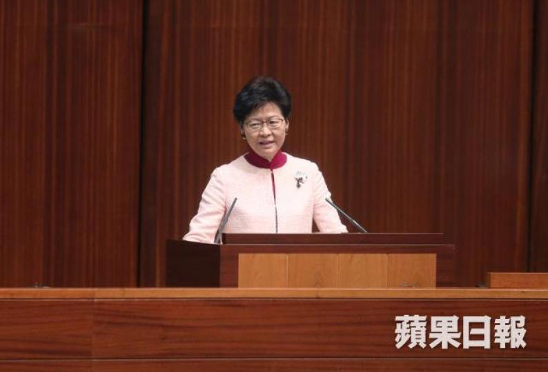特首林鄭月娥宣佈6招新房策後,屏欣苑錄得5宗撻定個案。資料圖片 特首林鄭月娥宣佈6招新房策後,屏欣苑錄得5宗撻定個案。資料圖片