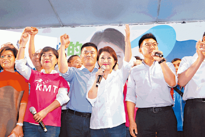 盧秀燕昨晚宣佈當選台中市長,向支持者發表勝利宣言。 盧秀燕昨晚宣佈當選台中市長,向支持者發表勝利宣言。