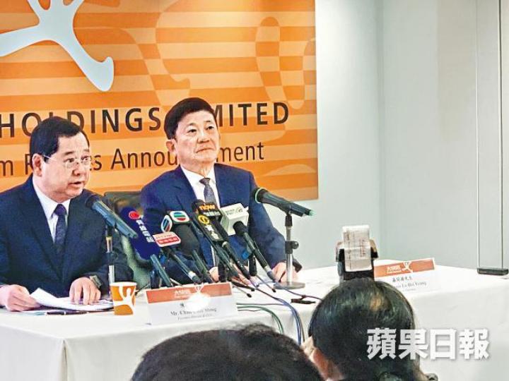 大快活行政總裁陳志成(左)指招聘人才遇困難:旁為集團主席羅開揚。 大快活行政總裁陳志成(左)指招聘人才遇困難:旁為集團主席羅開揚。
