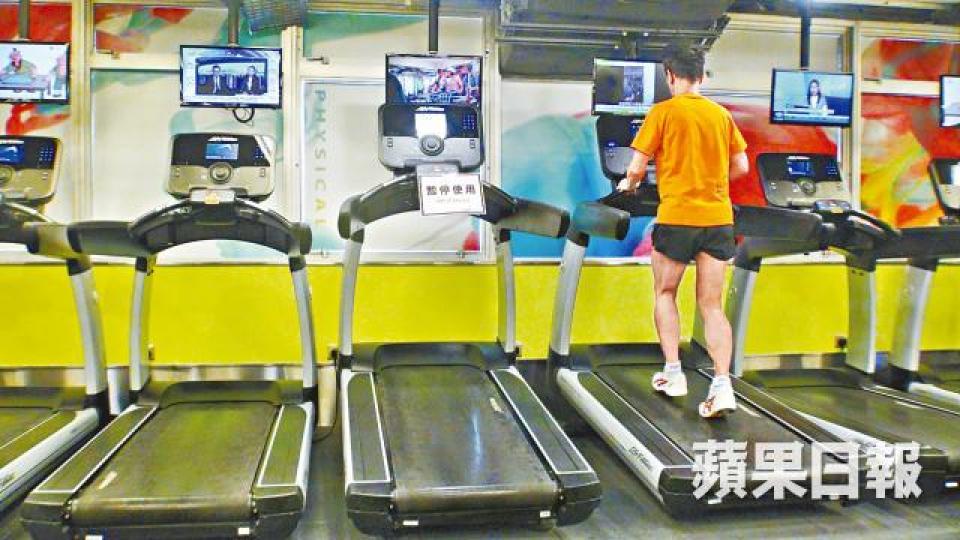 專家指跑步機是相對安全的健身器材,但仍需量力而為。資料圖片 專家指跑步機是相對安全的健身器材,但仍需量力而為。資料圖片