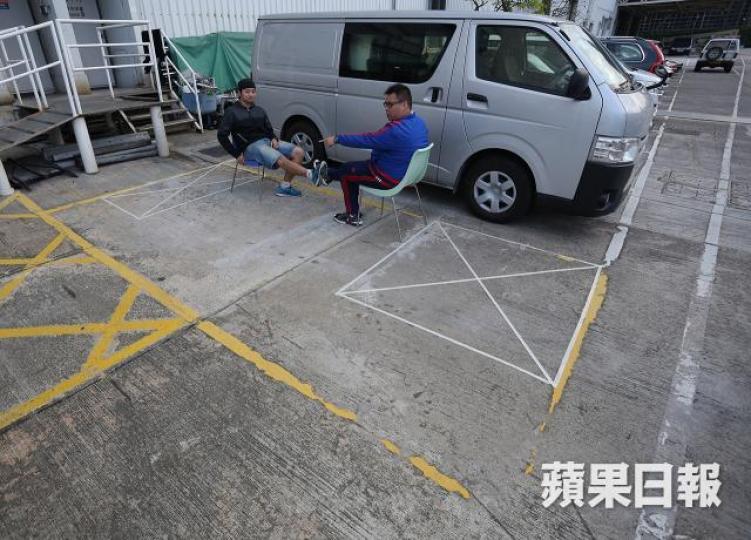 128方呎龍床盤仲細過車位,買家會係咩人呢?資料圖片 128方呎龍床盤仲細過車位,買家會係咩人呢?資料圖片