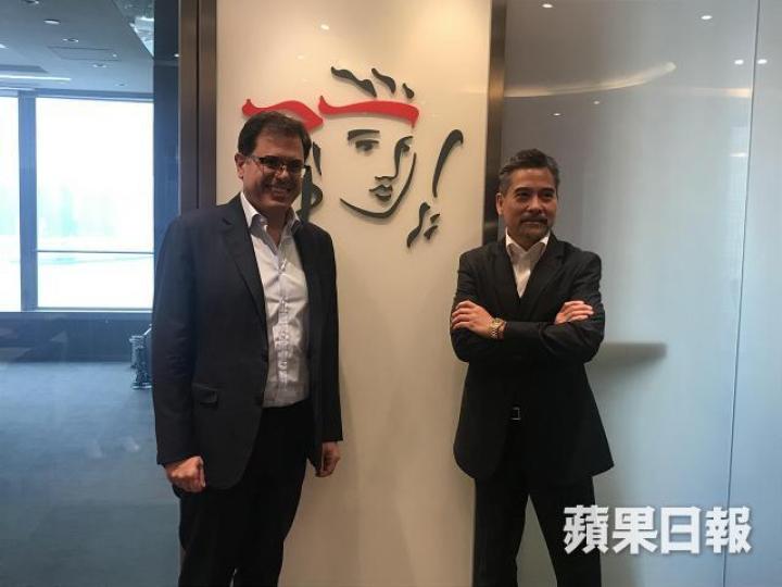 英國保誠亞洲區執行總裁黎康忠(左)。 英國保誠亞洲區執行總裁黎康忠(左)。
