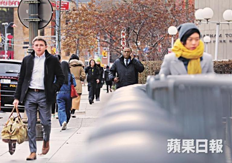 加迪奧昨於聆訊展開前單獨前往法院。王心義攝 加迪奧昨於聆訊展開前單獨前往法院。王心義攝