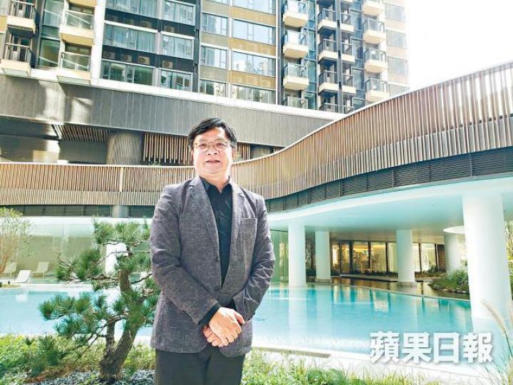 新世界營業及市務總經理黃浩賢指明年集團計劃推出3盤。 新世界營業及市務總經理黃浩賢指明年集團計劃推出3盤。