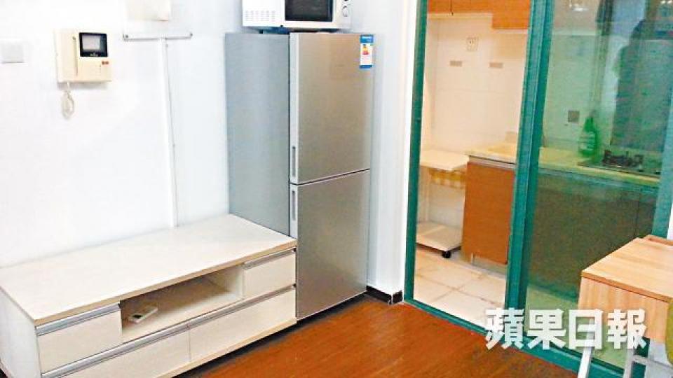 置地逸軒一房單位現減至203萬元人幣放售。羅湖區六星級國際服務公寓置地逸軒被譽為樓王。黃耀興攝