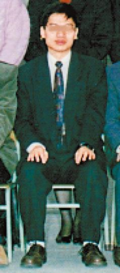 涉30年前非禮女學生的教師已遭校方停職。互聯網