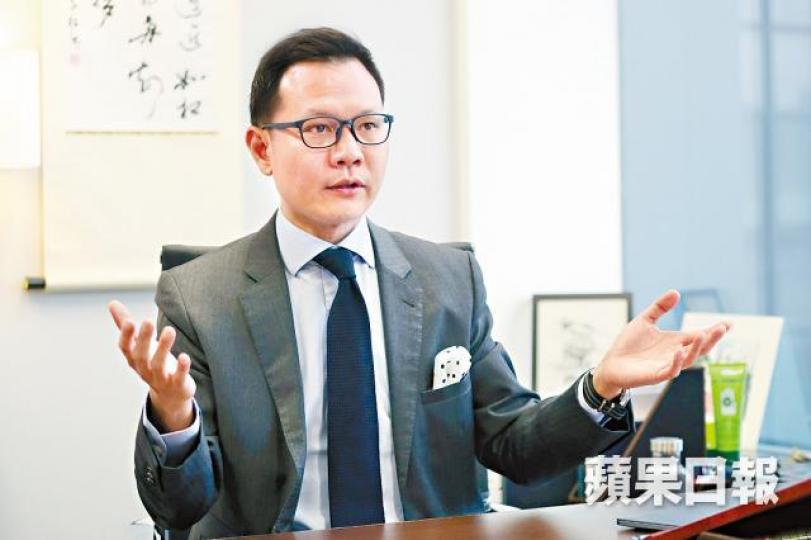 郭榮鏗斥港府無法頂住北京壓力,導致國際社會對香港失去信心。易仰民攝 郭榮鏗斥港府無法頂住北京壓力,導致國際社會對香港失去信心。易仰民攝