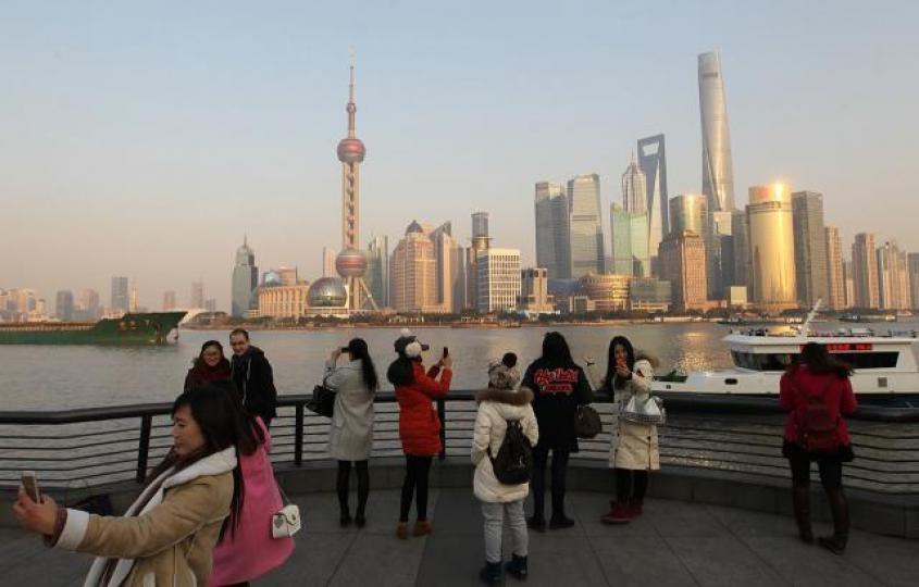 隨着中國人均收入上升、中產階級冒起,消費升級成了一個吸引的長線主題。資料圖片 隨着中國人均收入上升、中產階級冒起,消費升級成了一個吸引的長線主題。資料圖片