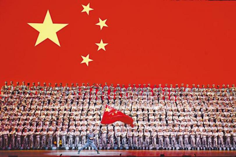 《我們的四十年》改革開放40周年文藝晚會日前在北京舉行,力捧習近平新時代的成就。 《我們的四十年》改革開放40周年文藝晚會日前在北京舉行,力捧習近平新時代的成就。